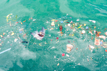 Plastic and waste in ocean is making water pollution