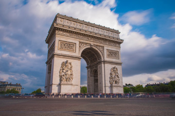 Fototapeta na wymiar arch of triumph in paris