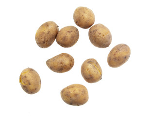 Fototapeta na wymiar Boiled potatoes isolated on white background