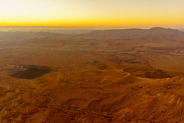 Fototapeta na wymiar Sunrise view of Makhtesh (crater) Ramon