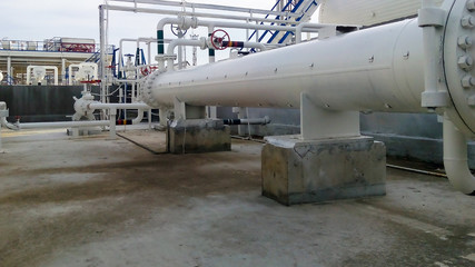 Heat exchanger in a refinery
