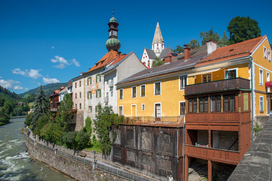 Riverside scenery in Murau. Murau is a historic town in Upper Styria in the valley of the Mur in Austria.