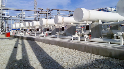 Heat exchangers in a refinery