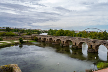 Fototapeta premium Bridge over the Guadiana in Merida (Spain)