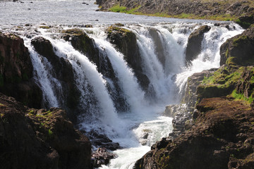 Obraz premium Island; Iceland; Kolugljufur; Wasserfall