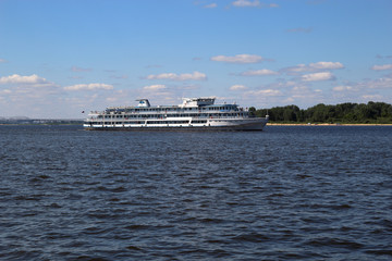 Fototapeta na wymiar Ship on the river