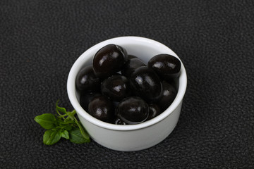 Black olives in the bowl