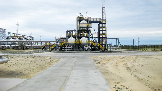 Separator. Equipment for oil separation. Modular oil treatment unit. Bulite for separation.
