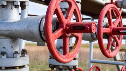 Shut-off valves on the high-pressure well flowing equipment. Oil equipment