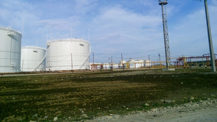Obraz premium Storage tanks for petroleum products