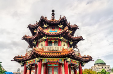 Fototapeta premium Pavilion at the 228 Peace Memorial Park in Taipei, Taiwan