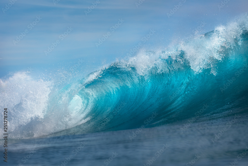 Wall mural big ocean wave water background