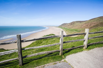 Fototapeta na wymiar Landscape view of Rhossli Bay, Swansea, UK