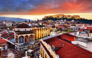 Foto op Plexiglas anti-reflex Panoramic view over the old town of Athens and the Parthenon Temple of the Acropolis during sunrise © TTstudio