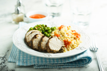 Pork with bulgur and green pea