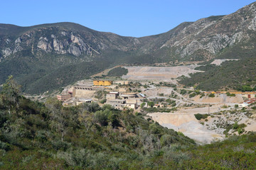 Fototapeta na wymiar Miniera abbandonata di Masua