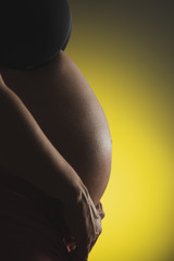 Profilbild eines wachsendesn Babybauches / Schwangerschaft