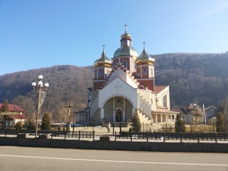 Naklejka premium orthodox church in mountains