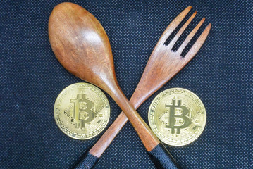 The crisis of digital currency savings only enough for food.