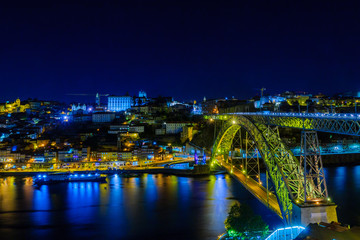 Fototapeta premium Dom Luis I Bridge, and the Ribeira, in Porto