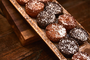 Chocolate or bran muffins