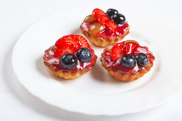 Tartlet with berries and fruits
