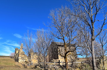 Grange abandonn&eacute;e