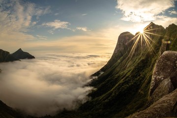 Nascer do sol no Pico Paraná