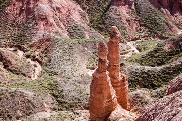 Photo sur Plexiglas Zhangye Danxia Nature Sculptures and Red Sandstone Rocks in the Geopark.