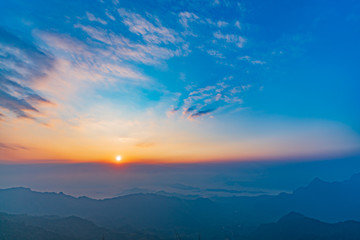 プーチーファーの日の出