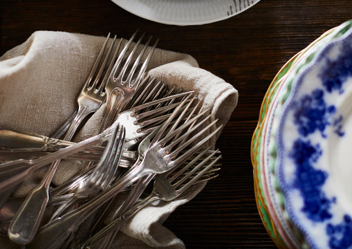 Forks and Plates