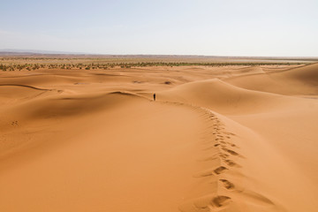 Fototapeta na wymiar Deserto del Sahara, Dune di Erg-Chigaga, M'Hamid El Ghizlane, Marocco