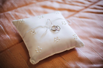 Silver rings wedding