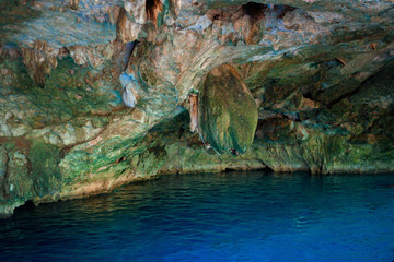 Cenote Dos Ojos with clear blue water