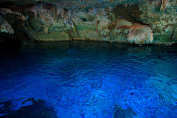 Cenote Dos Ojos with clear blue water