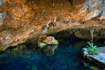 Cenote Dos Ojos with clear blue water