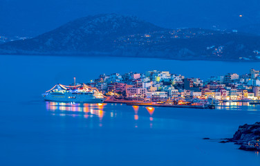 Cruise liner off the coast of Agios Nikolaos