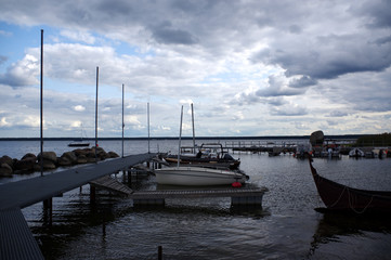 Fototapeta na wymiar côte de l'Estonie, port, 