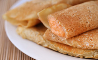 Delicious Bengali snacks named as Patishapta