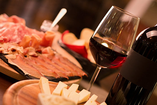 Wine, meats and cheeses