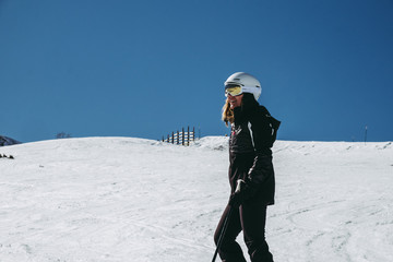 Fototapeta na wymiar Woman skiing