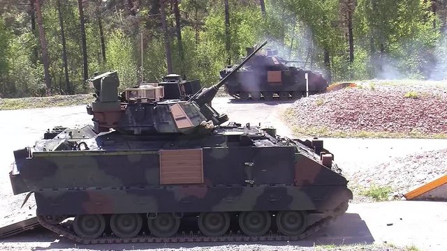 Bradley fighting vehicle firing main gun 2