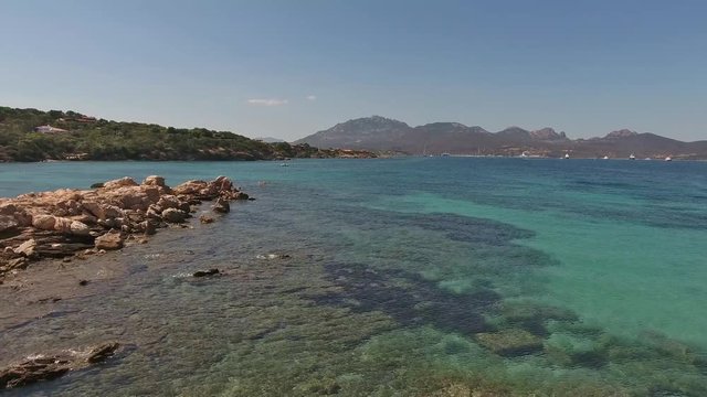 sardinien, italien, spiaggia, sehensw&uuml;rdigkeit, vogelperspektive, rena bianca, landschaft, berg, natur, fels, himmel, blau, anreisen, alt, anblick, panorama, park