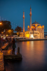 Fototapeta na wymiar Ortakoy Mosque at twilight
