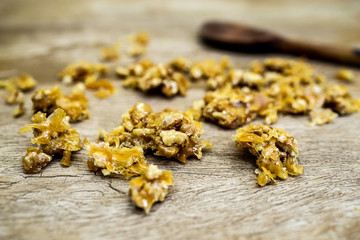crystallized or caramelised sweet.