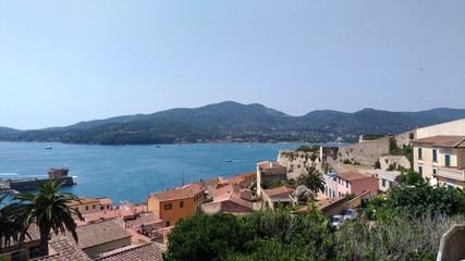 Fototapeta na wymiar view of an island of santorini greece