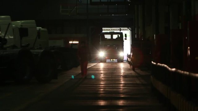 truck manufacturing factory