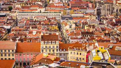 Fototapeta na wymiar View of downtown Lisbon from the Sao Jorge Castle.