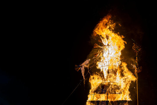 maslenitsa, burning of an effigy of Shrovetide, pancake week, fire dolls, folk festivals