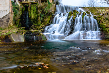 Fototapeta premium Waterfall at the old mill.